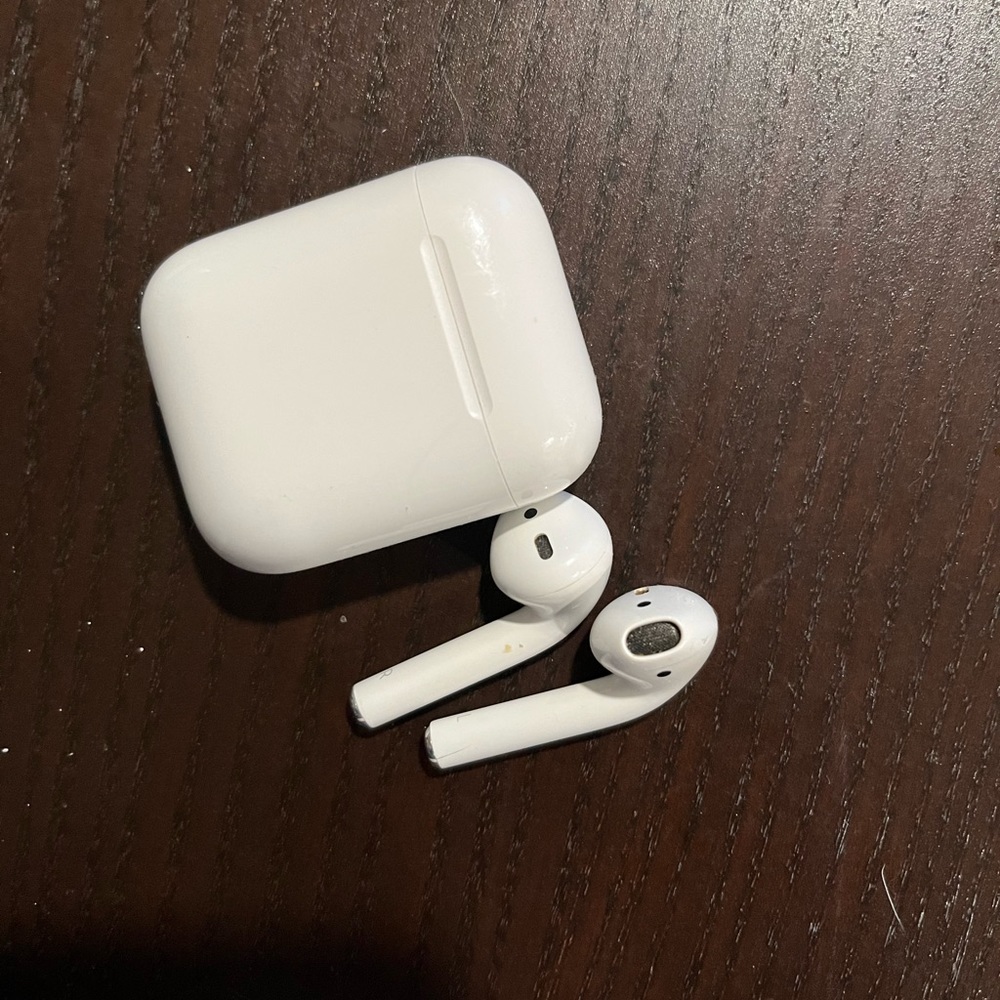 Apple Air Pods, Gen 1, Great Condition